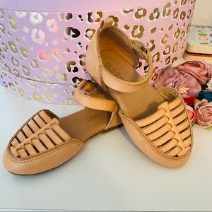 SOLD Super Adorable Sandals Old Navy size toddler 5